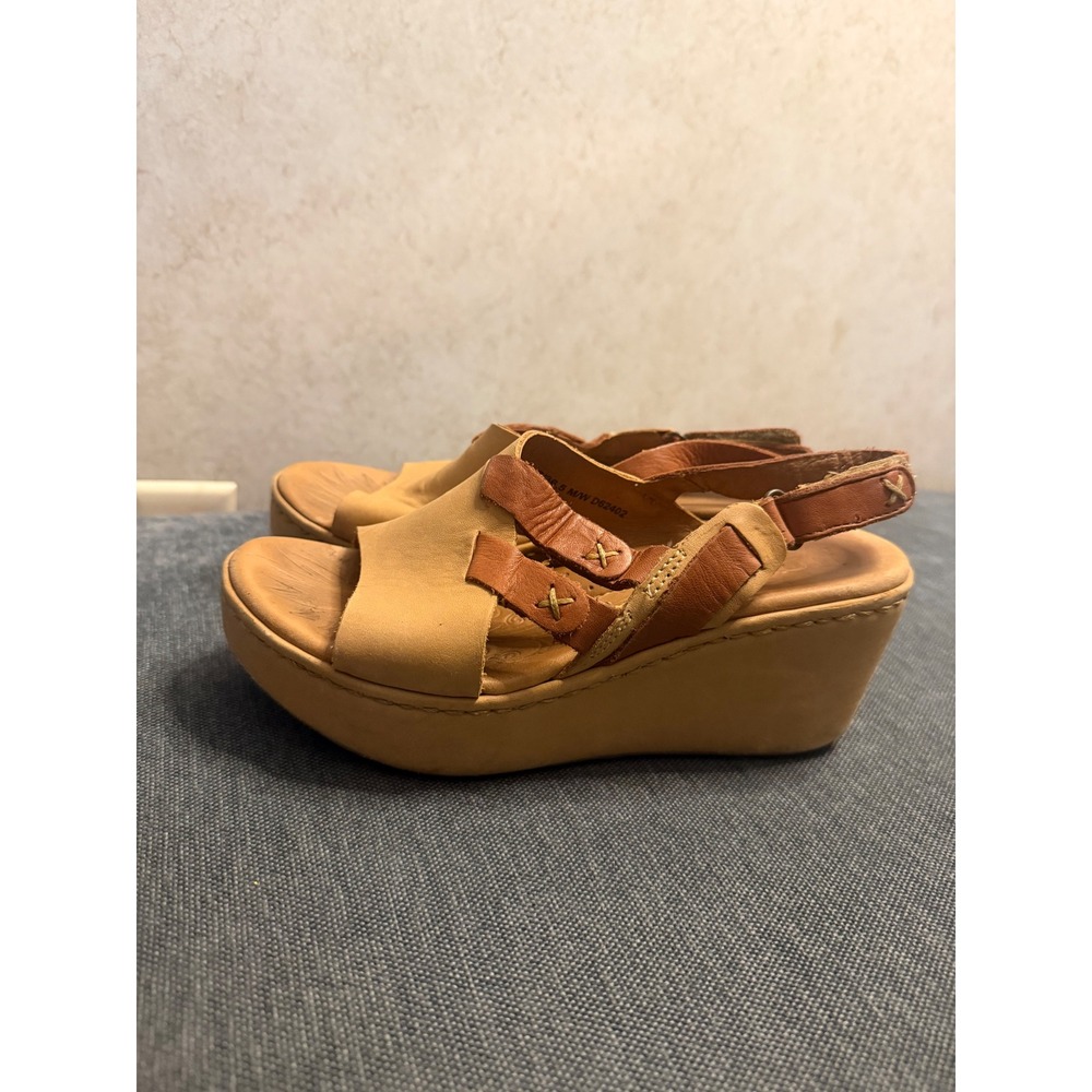 Born Womens Tan Leather Wedge Sandals Slingback Platform Shoes D62402 Size 8.5 - Picture 3 of 11
